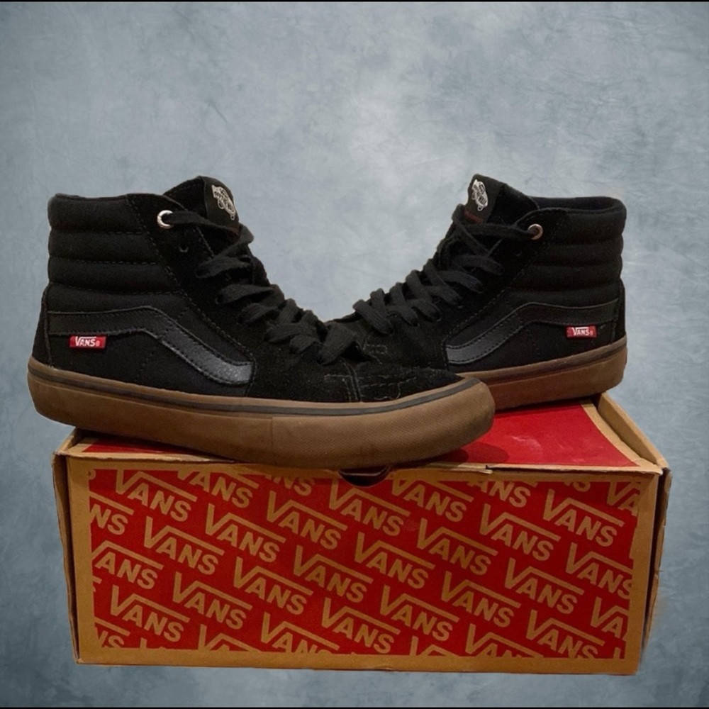 VANS HIGH TOPS